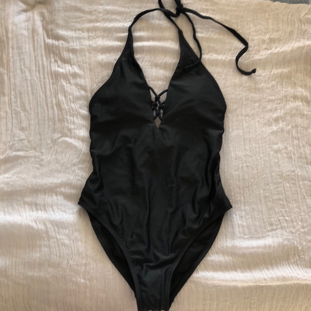 Black one piece swimsuit suit size S.